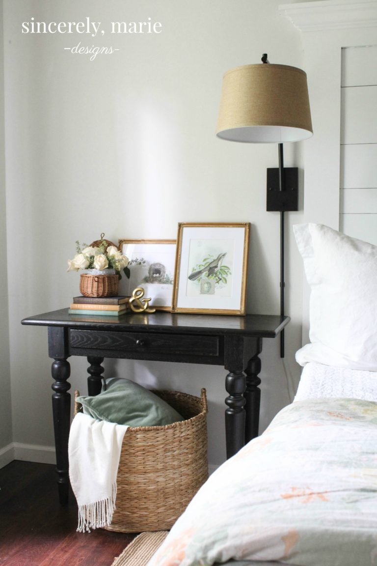 3 Simple Nightstand Styling Tips + Free Vintage Prints