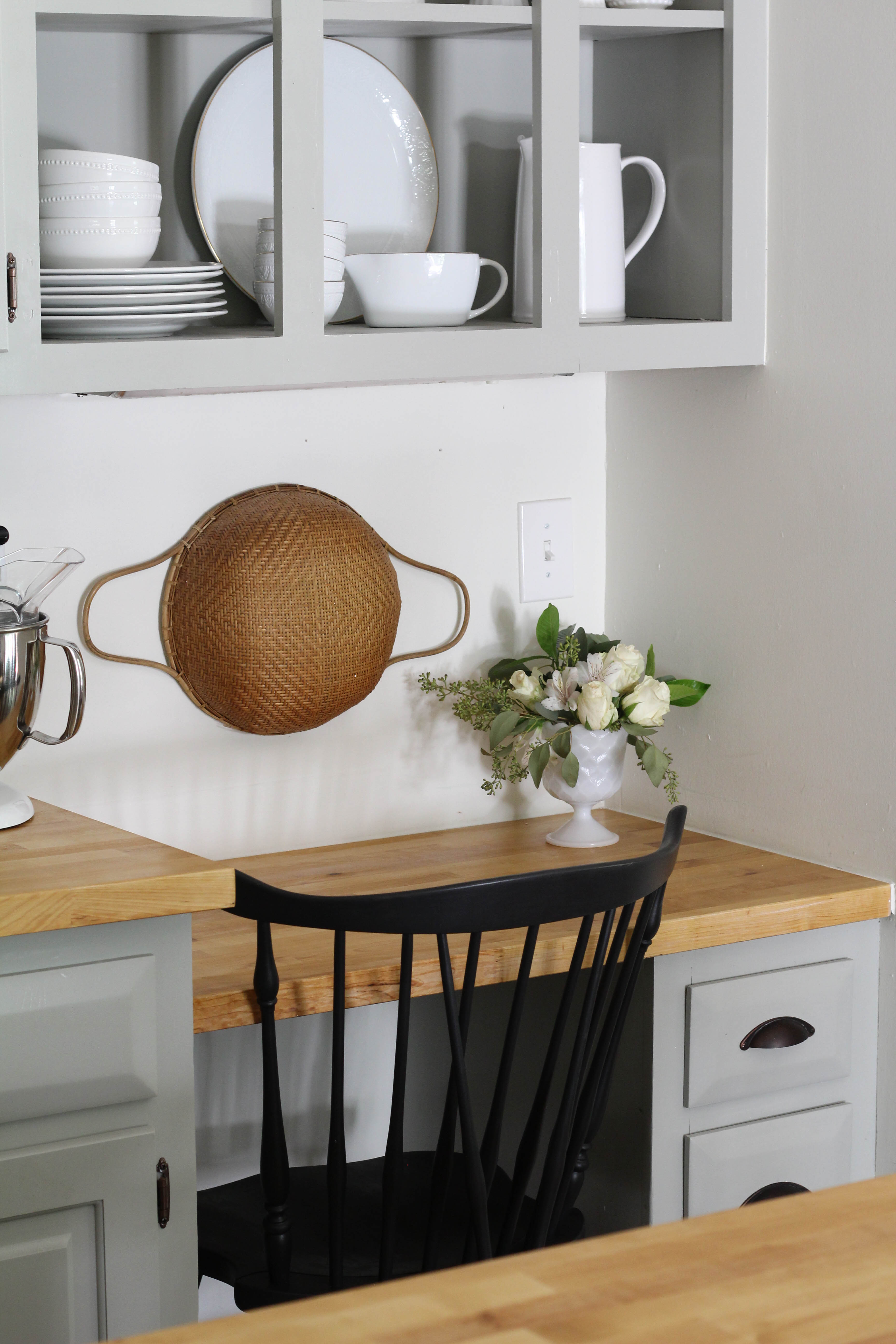 Kitchen Cabinets vs. Open Shelving5 - Sincerely, Marie Designs