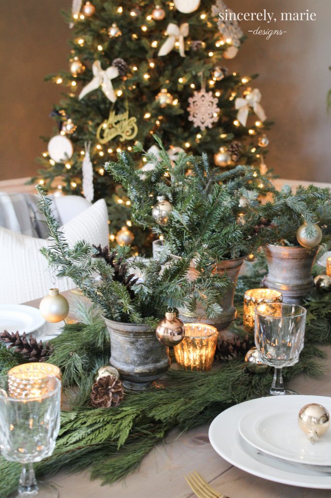 An Elegant Christmas Tablescape - Sincerely, Marie Designs