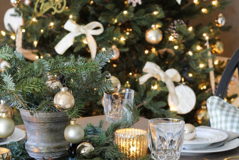 An Elegant Christmas Tablescape