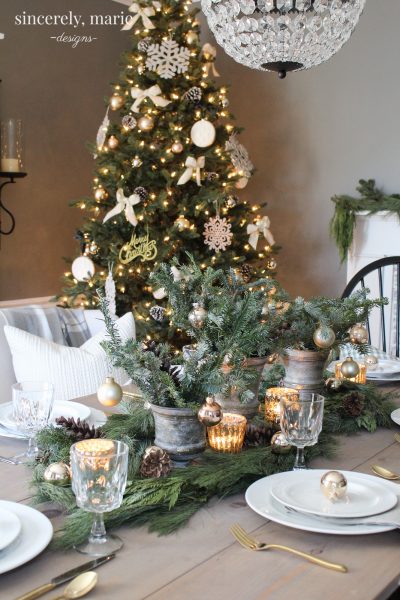 An Elegant Christmas Tablescape - Sincerely, Marie Designs