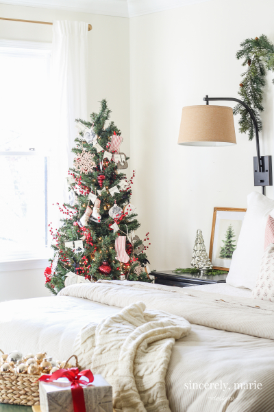 Our Classic & Cozy Christmas Bedroom