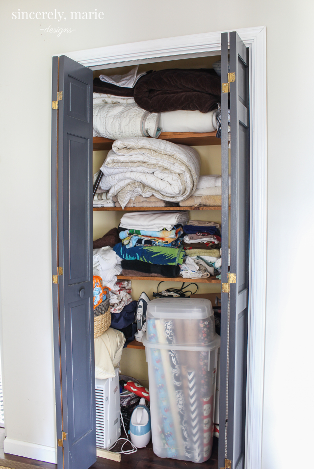 Our Quick Linen Closet Makeover Sincerely, Marie Designs