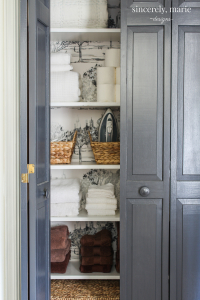 Linen Closet Makeover