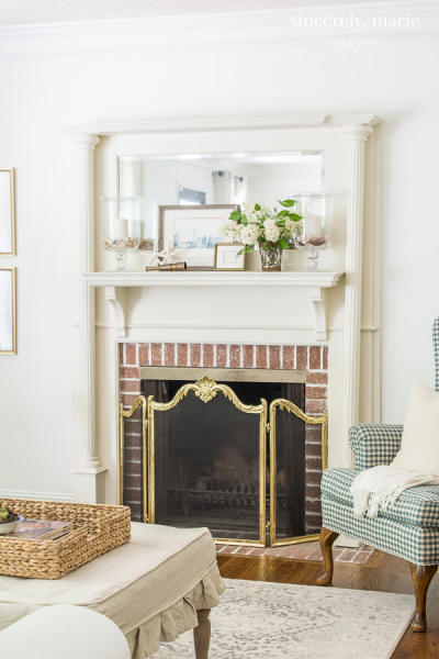 Our Sunny Family Room & Kitchen Dressed For Summer - Sincerely, Marie ...