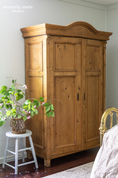 Beadboard vs. Beadboard Wallpaper
