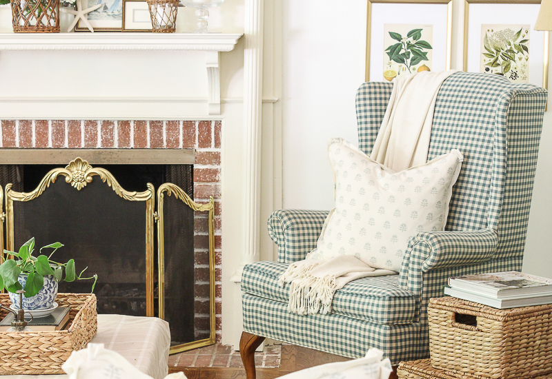Summer Mantel with Character
