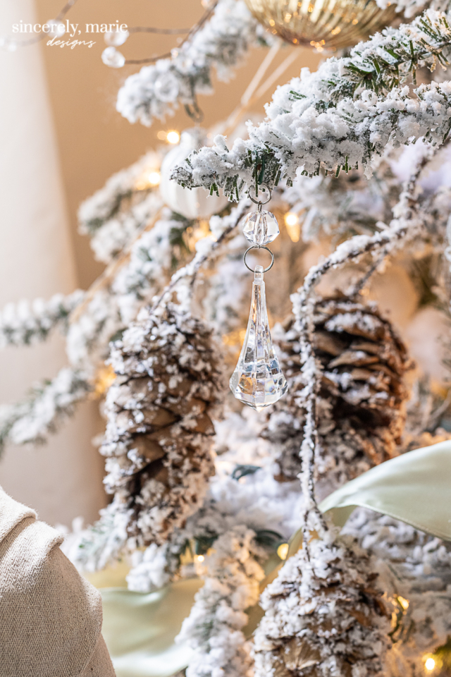 Our Snowy Bedroom Christmas Tree Sincerely Marie Designs