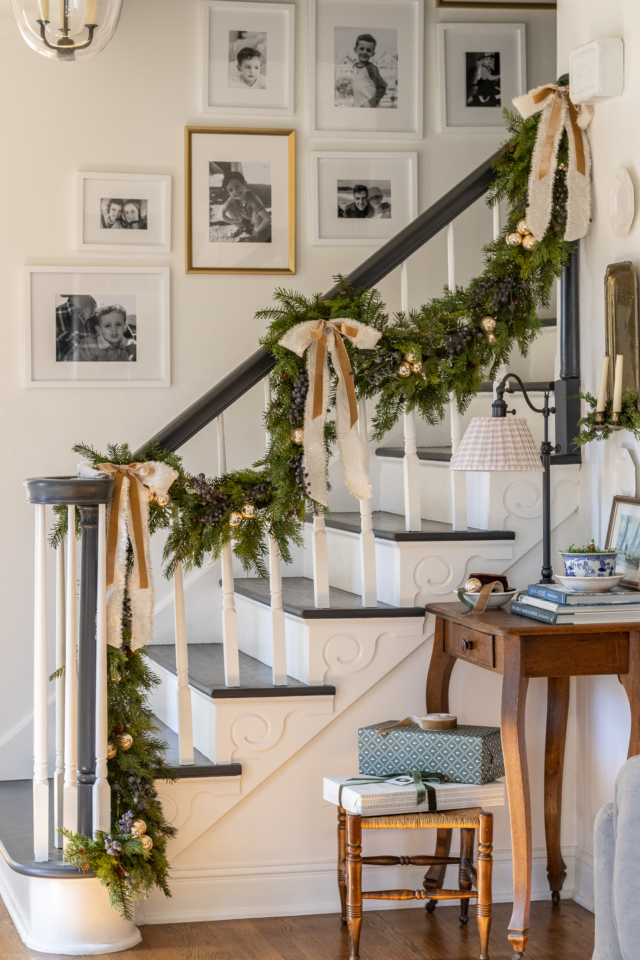 Christmas Home Tour 2022 - Foyer - Sincerely, Marie Designs